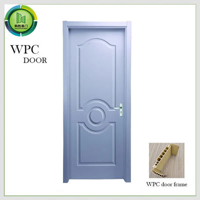 قیمت خوب نقاشی درب WPC درب داخلی مدرن با قاب دوام WPC مقاومت در برابر رطوبت طراحی ضد صدا و درمان های سطحی سفارشی آنلاین