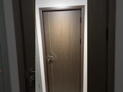 درب های حفره ای WPC پایدار و سازگار با محیط زیست برای یک محیط زیست سبز و سالم